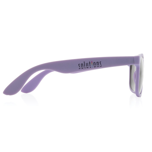 Солнцезащитные очки из переработанного полипропилена GRS